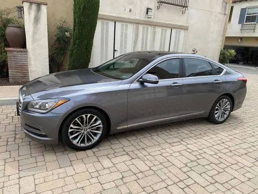 2015 Hyundai Genesis 3.8L RWD photo