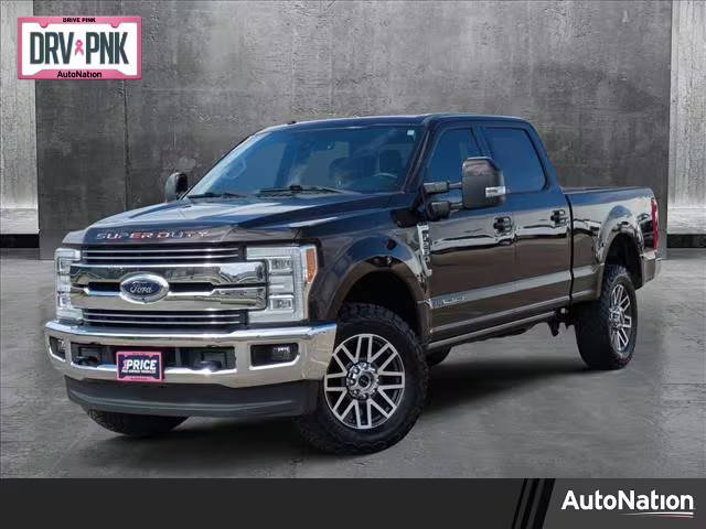 2018 Ford F-250 Super Duty LARIAT 4WD photo