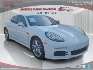 2015 Porsche Panamera  RWD photo