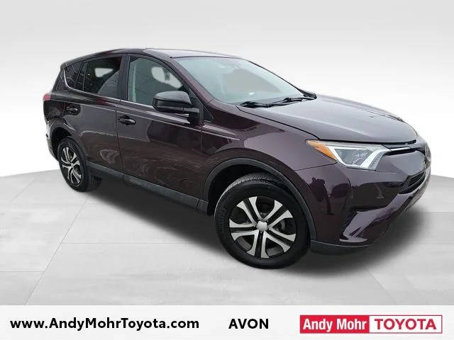 2018 Toyota RAV4 LE FWD photo