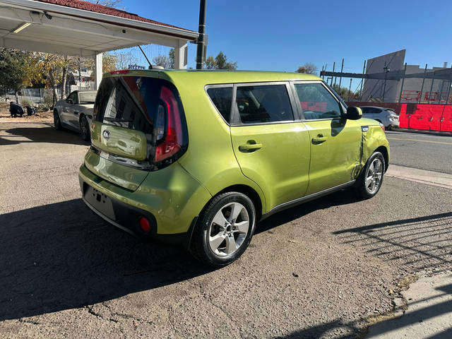 2018 Kia Soul Base FWD photo