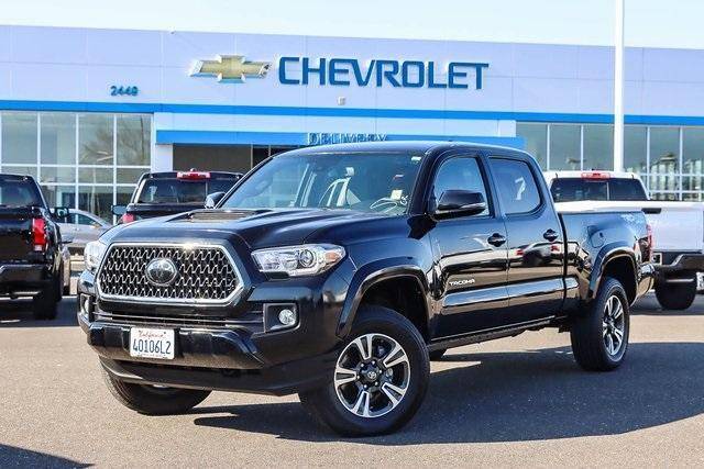 2018 Toyota Tacoma TRD Sport 4WD photo