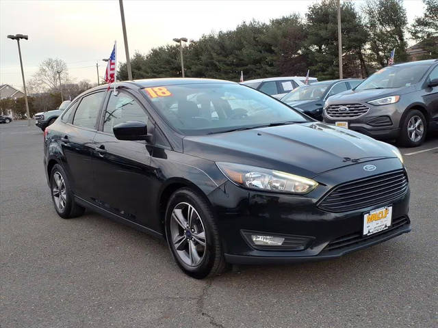 2018 Ford Focus SE FWD photo