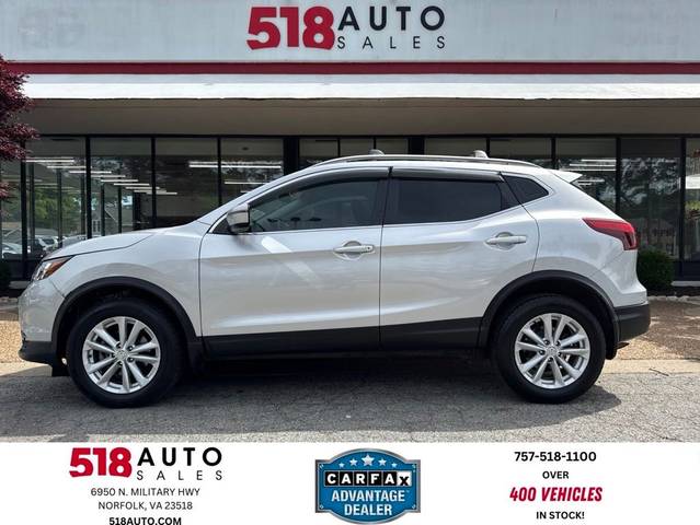 2017 Nissan Rogue Sport SV FWD photo