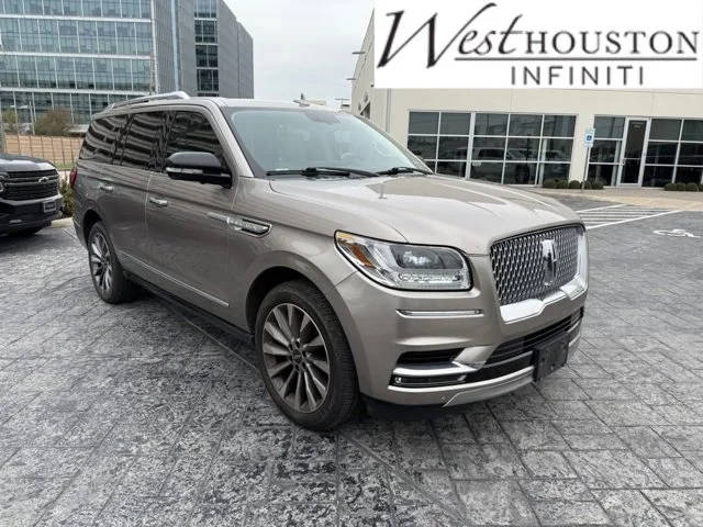 2018 Lincoln Navigator Select RWD photo