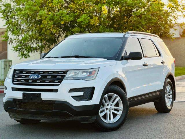 2017 Ford Explorer Base FWD photo