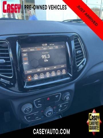 2018 Jeep Compass Limited 4WD photo