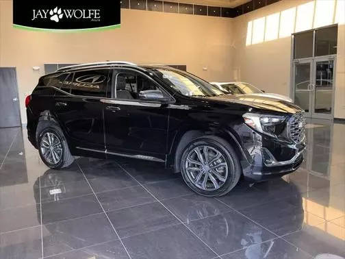 2018 GMC Terrain Denali FWD photo