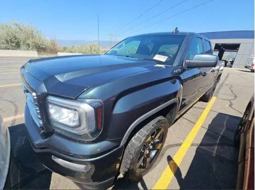 2018 GMC Sierra 1500 SLE 4WD photo