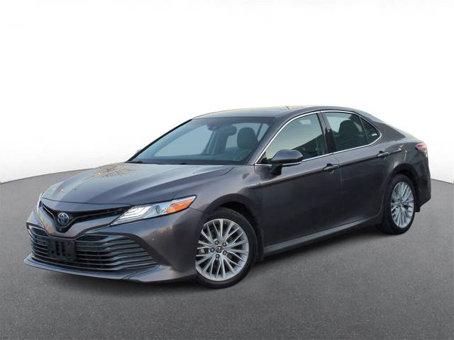 2018 Toyota Camry Hybrid XLE FWD photo