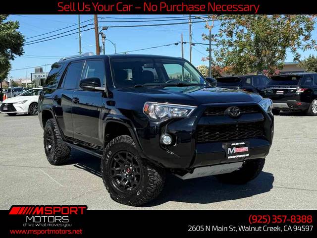 2018 Toyota 4Runner SR5 4WD photo