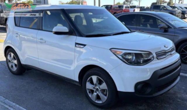 2018 Kia Soul Base FWD photo