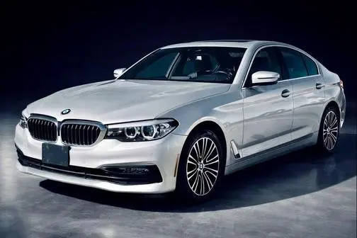 2018 BMW 5 Series 530i xDrive AWD photo