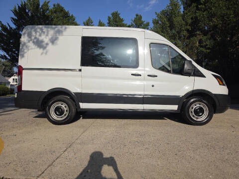 2017 Ford Transit Van RWD photo