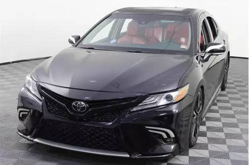 2018 Toyota Camry XSE V6 FWD photo