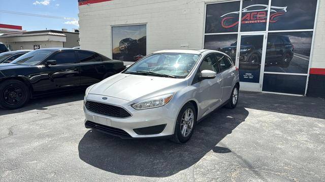 2016 Ford Focus SE FWD photo