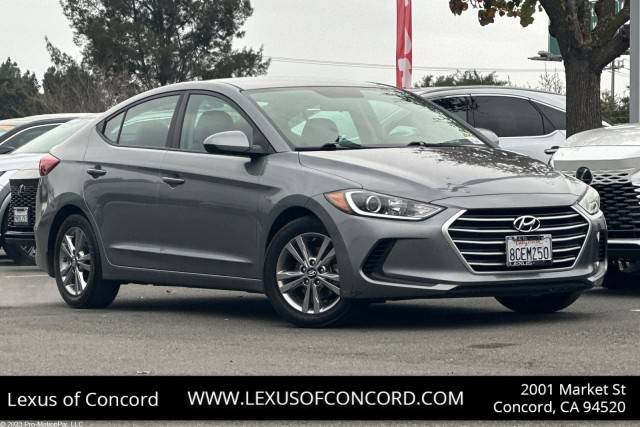 2018 Hyundai Elantra SEL FWD photo