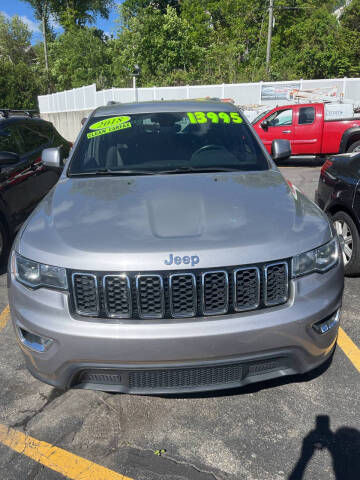 2018 Jeep Grand Cherokee Laredo E RWD photo