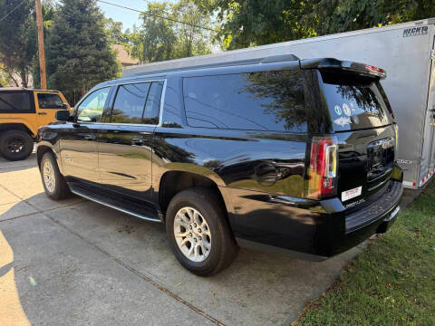 2018 GMC Yukon XL SLT 4WD photo