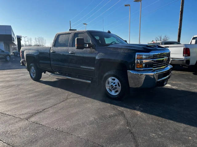 2018 Chevrolet Silverado 2500HD LT 4WD photo