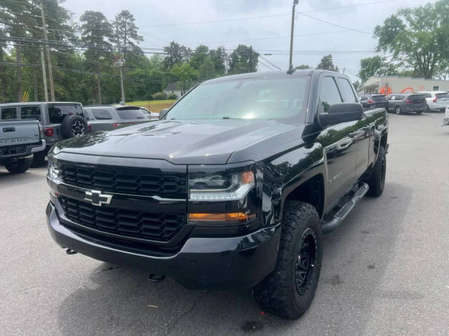 2018 Chevrolet Silverado 1500 Custom 4WD photo