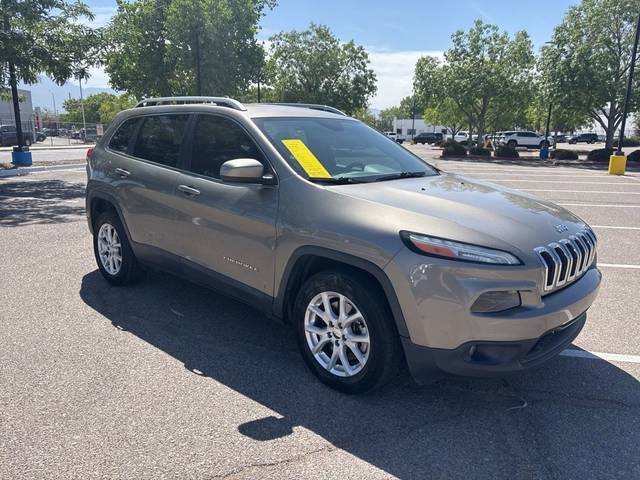 2018 Jeep Cherokee Latitude Plus FWD photo