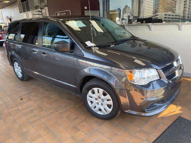 2018 Dodge Grand Caravan SE FWD photo