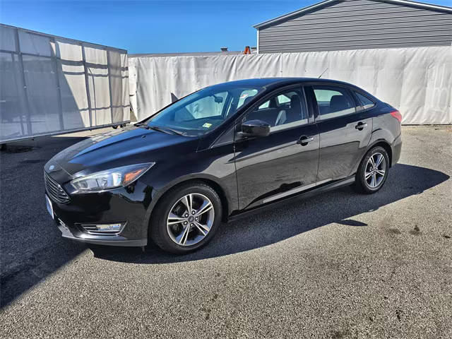 2018 Ford Focus SE FWD photo