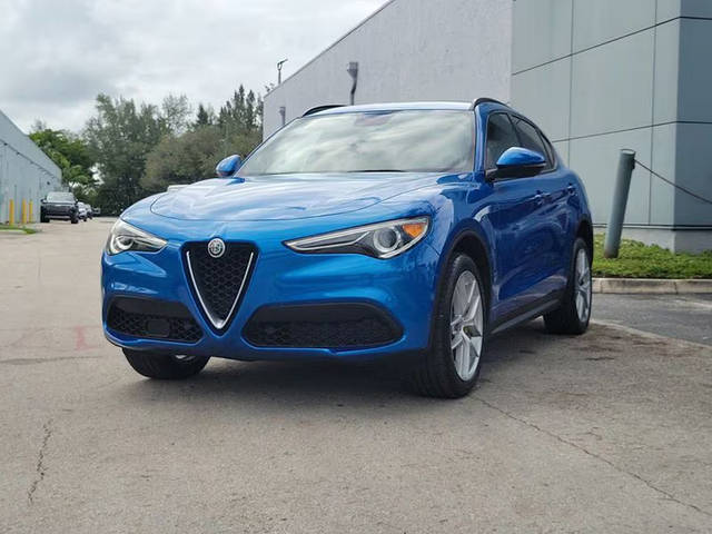 2018 Alfa Romeo Stelvio Ti Sport AWD photo