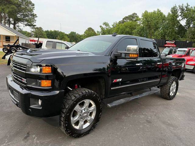 2018 Chevrolet Silverado 2500HD LTZ 4WD photo