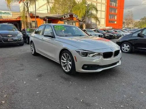 2018 BMW 3 Series 320i xDrive AWD photo