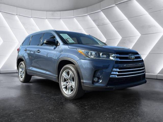 2018 Toyota Highlander Limited FWD photo