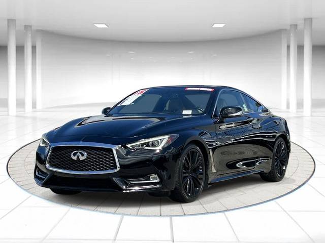 2018 Infiniti Q60 3.0t LUXE RWD photo