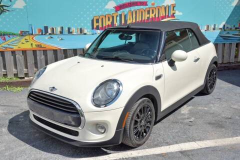 2018 MINI Cooper Convertible Cooper FWD photo