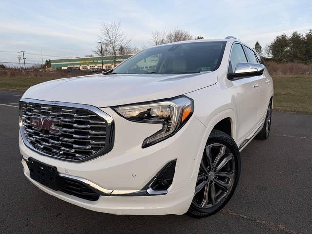 2018 GMC Terrain Denali AWD photo