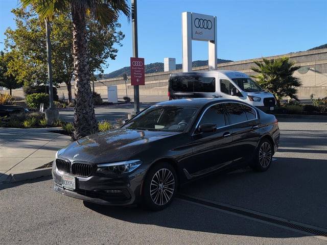 2018 BMW 5 Series 540i RWD photo