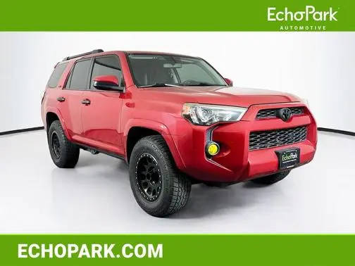 2018 Toyota 4Runner SR5 RWD photo