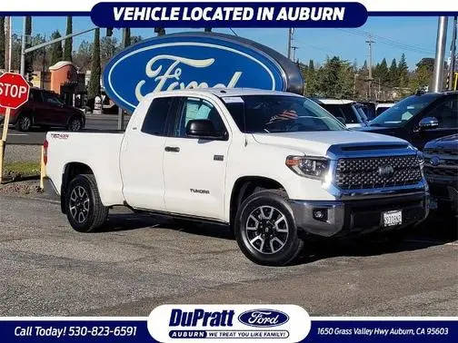 2018 Toyota Tundra SR5 4WD photo
