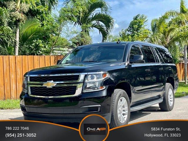 2017 Chevrolet Suburban LT RWD photo