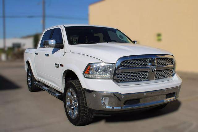 2017 Ram 1500 Laramie 4WD photo