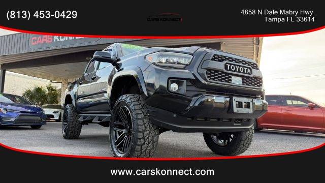 2018 Toyota Tacoma TRD Sport 4WD photo