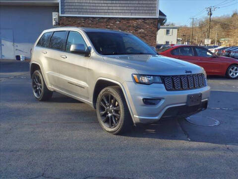 2018 Jeep Grand Cherokee Altitude 4WD photo