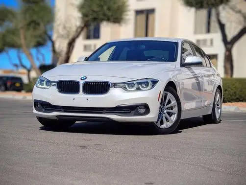 2018 BMW 3 Series 320i RWD photo