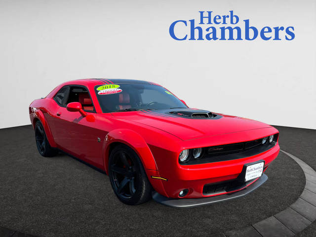 2018 Dodge Challenger 392 Hemi Scat Pack Shaker RWD photo