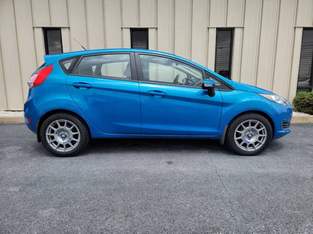 2015 Ford Fiesta SE FWD photo