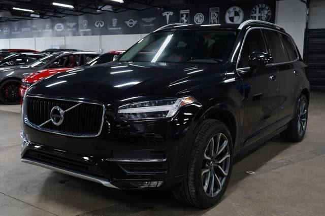 2018 Volvo XC90 Momentum AWD photo