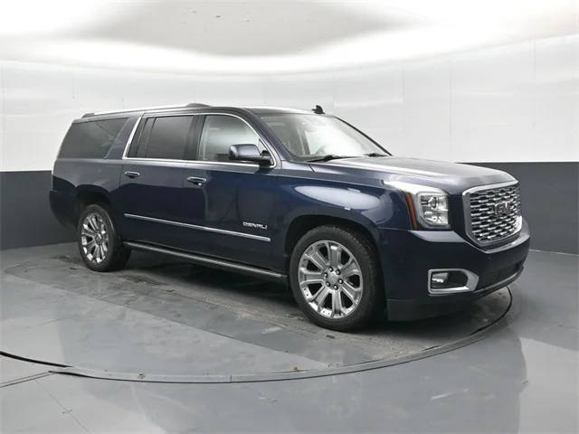 2018 GMC Yukon XL Denali 4WD photo