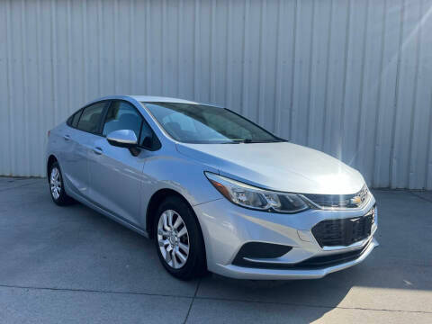2018 Chevrolet Cruze LS FWD photo