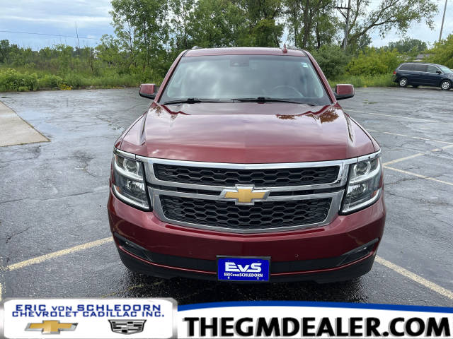 2018 Chevrolet Suburban LT 4WD photo