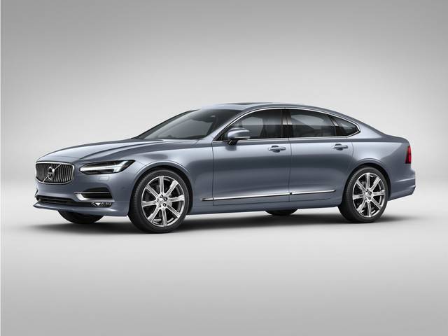 2018 Volvo S90 Momentum AWD photo